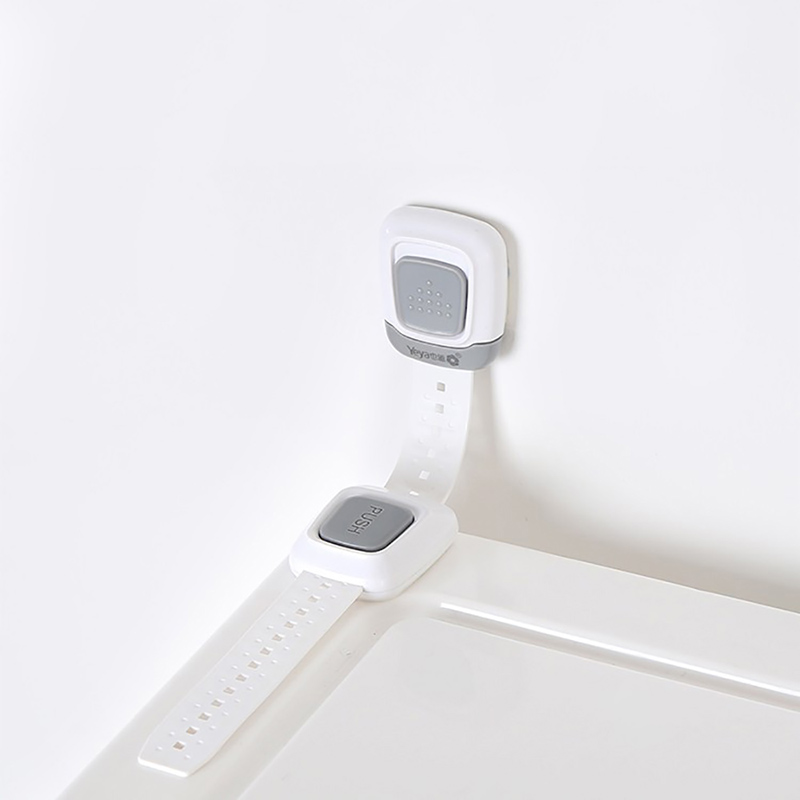 02 furniture straps for bab poofing