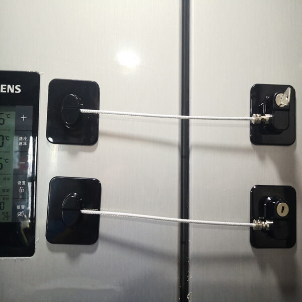 02 refrigerator lock